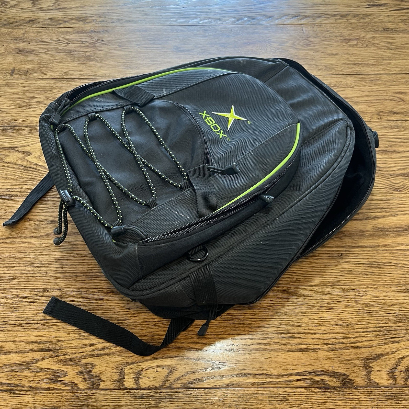 Original Microsoft Xbox Console Travel Carrying Case Backpack & Messenger Bag