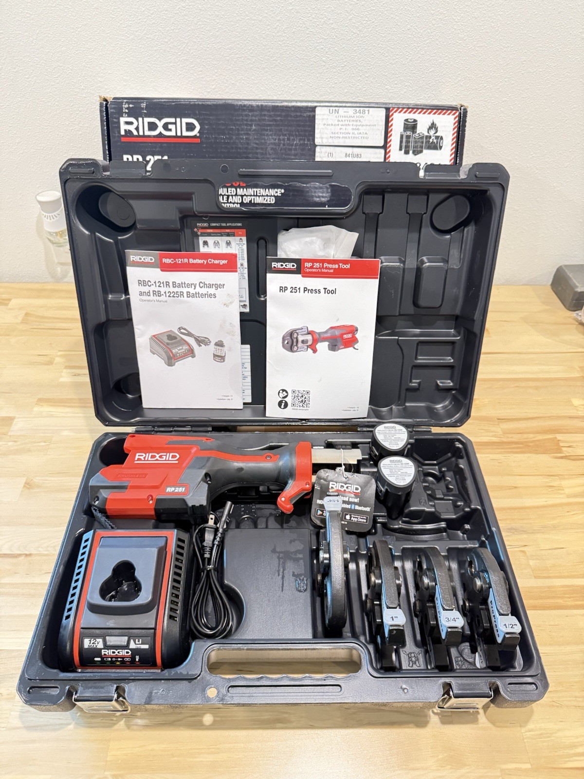 RIDGID RP251 PRESSTOOL KIT W/ 1/2 3/4 1”1-1/4 IN JAWS (NEW FACTORY SEALED) NEW