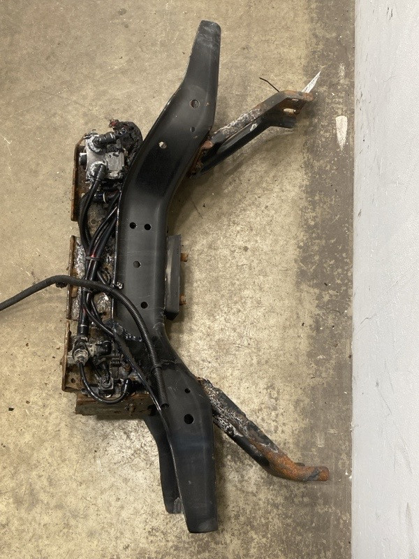 2018 Freightliner Cascadia Frame Crossmember A1523807000 (648-11514)