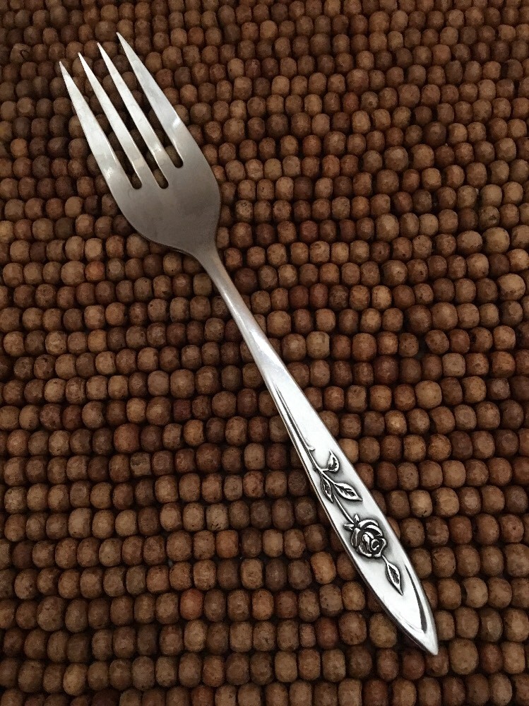 Oneida MY ROSE Stainless Glossy Floral Leaves SALAD FORK 6.25”