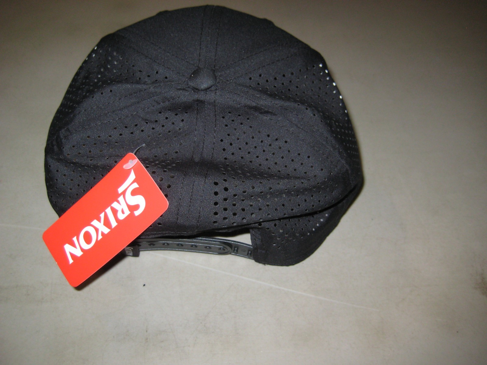BRAND NEW Srixon SRX Circle Performance Golf cap hat Black