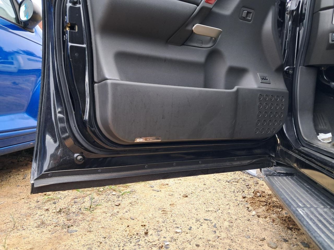 QX56 2007 Glove Box 4741526