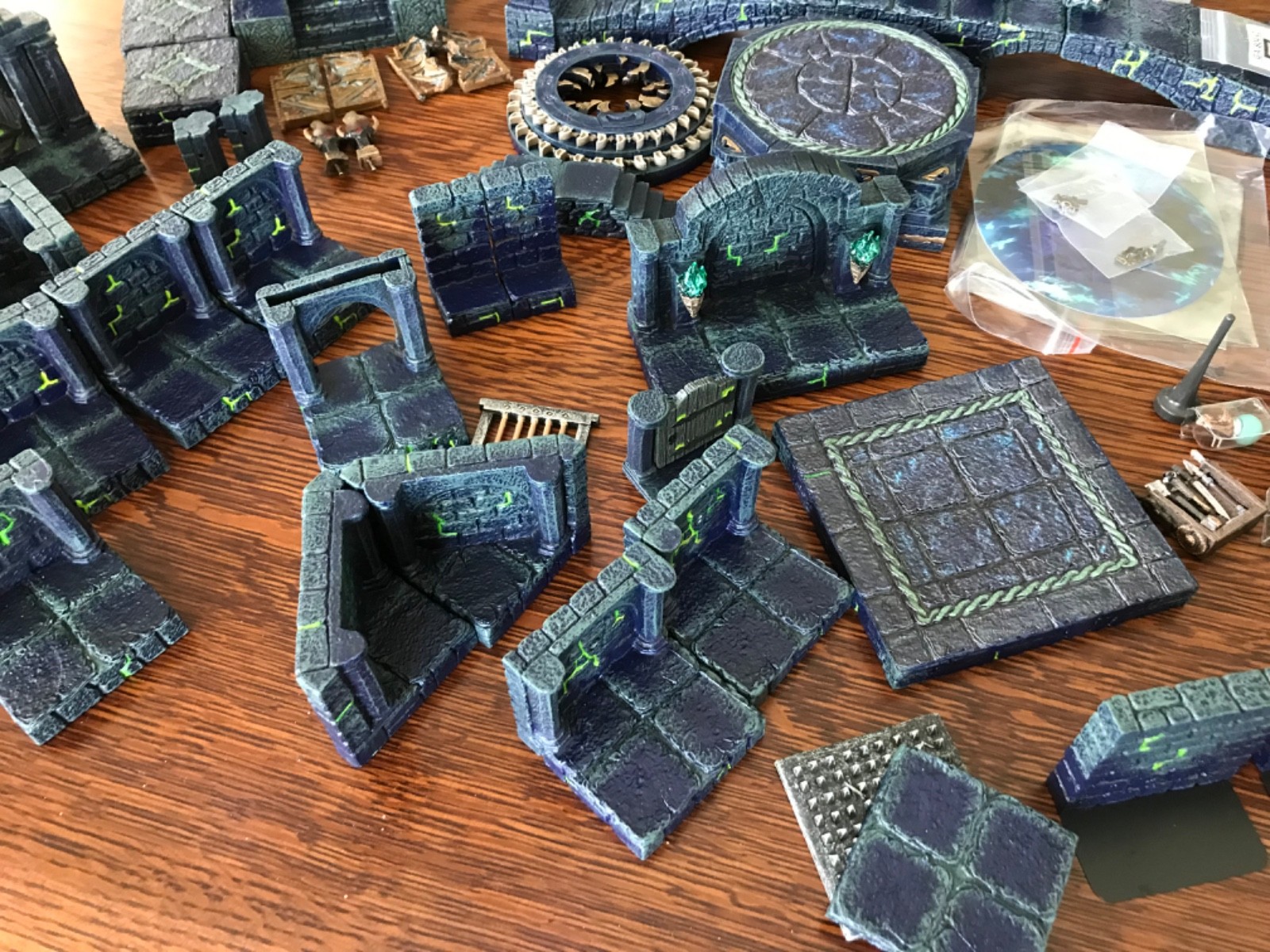 Dwarven Forge Sinister Painted Lot Used