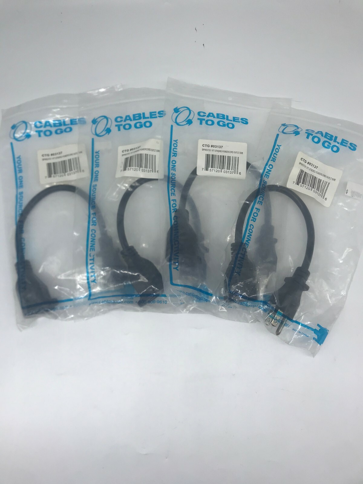 LOT OF 4 C2G Outlet Saver 1FT Powercord Extension 3137