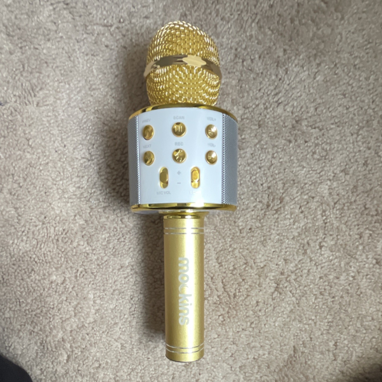 mockins Gold Bluetooth Karaoke Microphone Cordless USB Charging Echo Effect