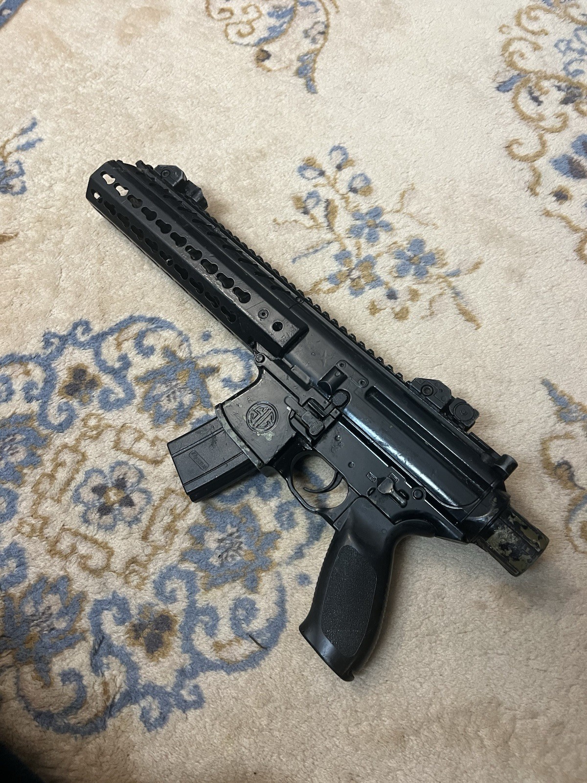 SIG Sauer MCX Air Rifle Pellet Gun Co2 Metal Japan For Parts Untested