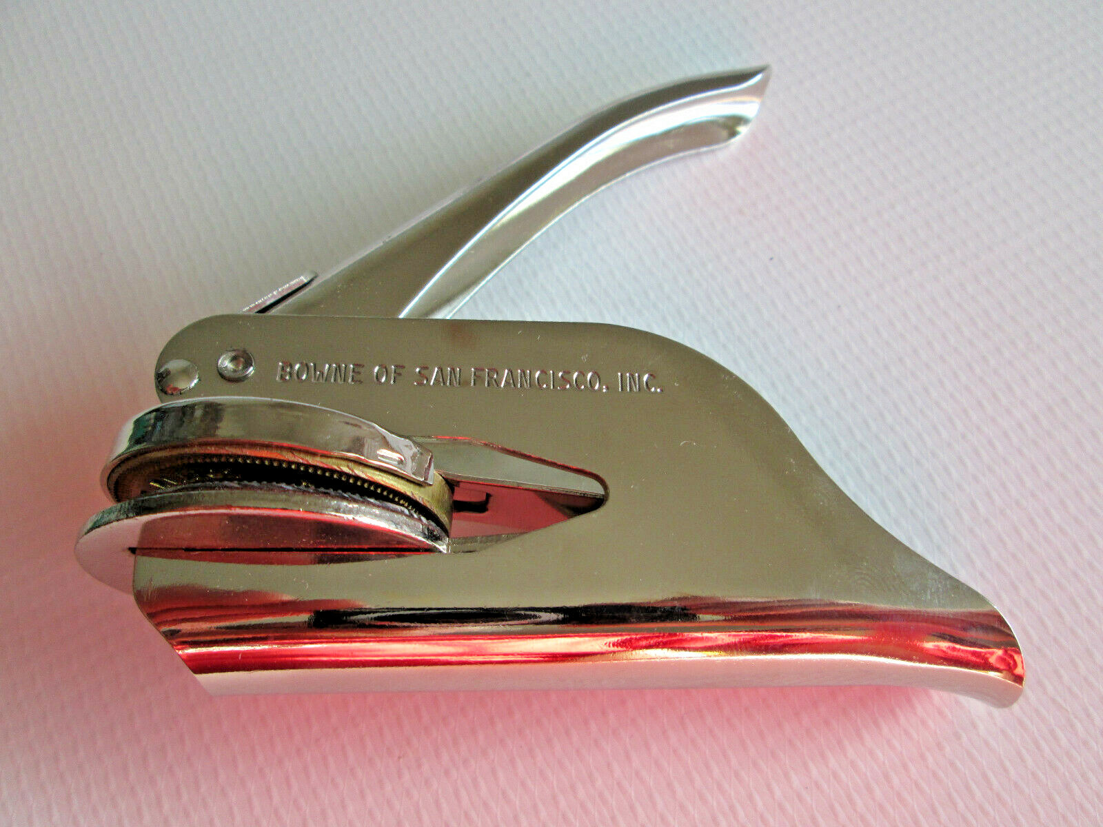 1979 CA Rollin E Meyer Inc. Hand Press Pocket Seal Embossing Stamp and Pouch