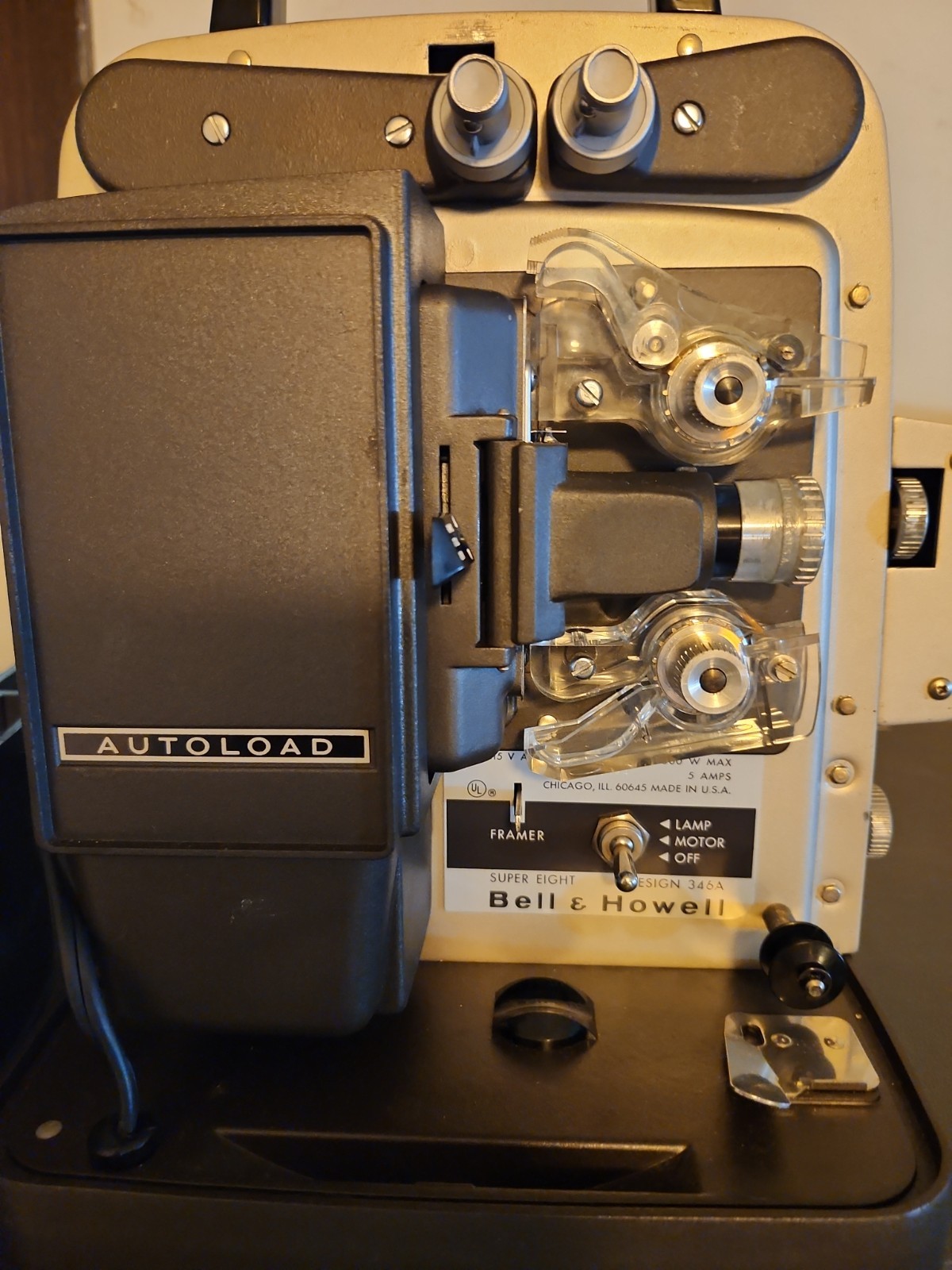Bell & Howell Design 346A Super 8 Autoload Filmstrip Projector Table Top 346A