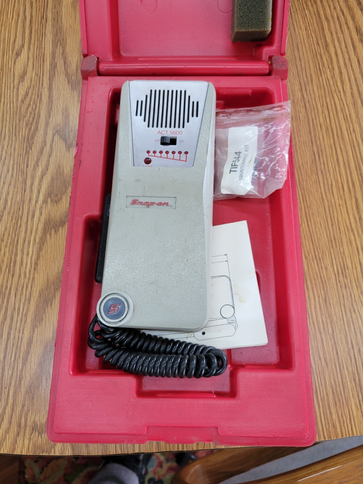 Snap-On Tools Act 5600 Automatic Halogen Leak Detector with Case UNTESTED As-Is