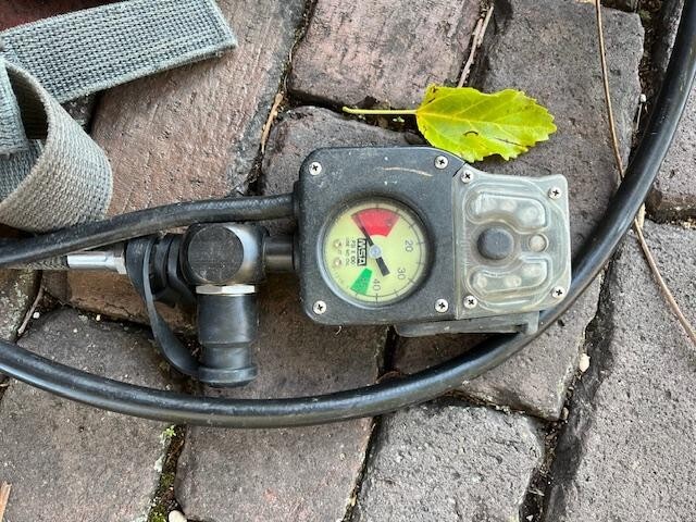 Fireman used SCBA kits (2)