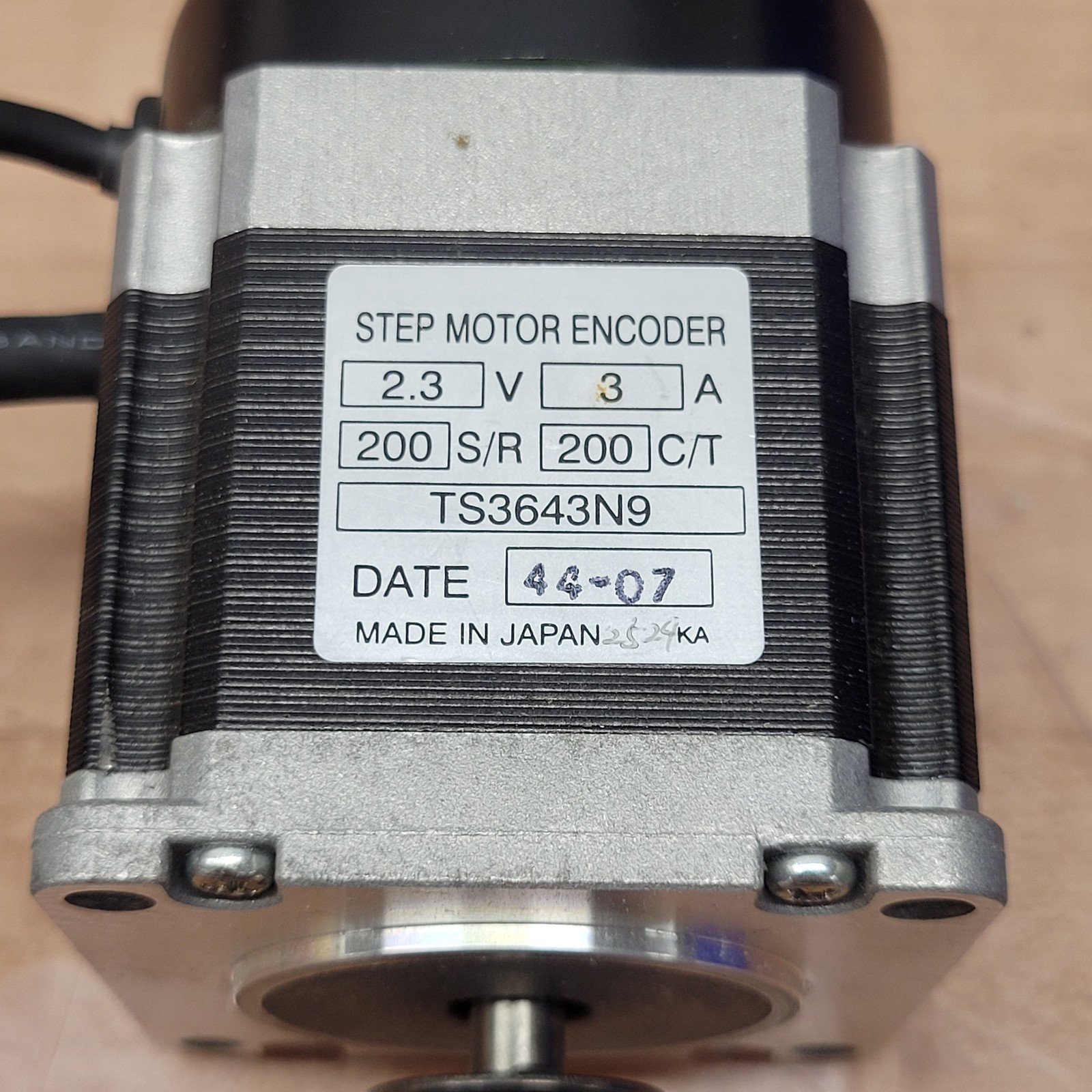 TS3643N9 Step Motor Encoder, 2.3V, 3A, 200S/R, 200C/T - USED