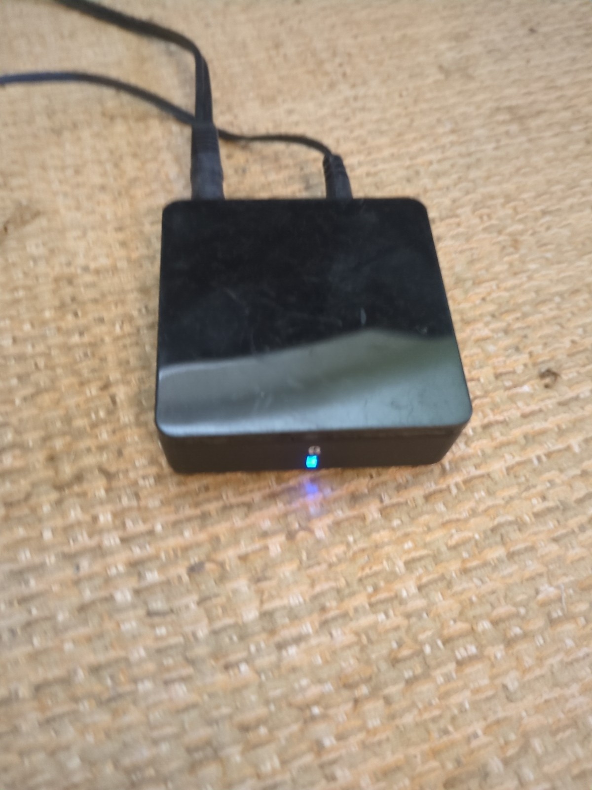 Amazon Basics Bluetooth Audio Receiver Model BTR1 US - Works!