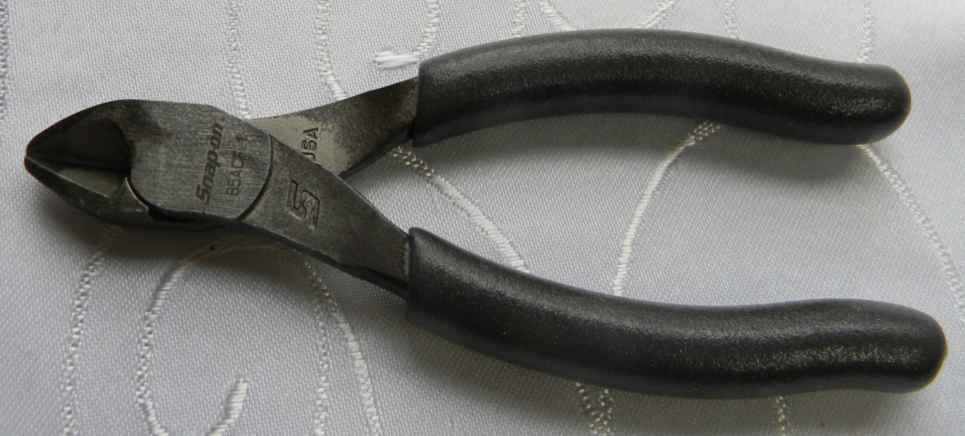SNAP-ON 5" LONG DARK TITANIUM VINYL GRIP VECTOR EDGE DIAGONAL CUTTER #85ACF