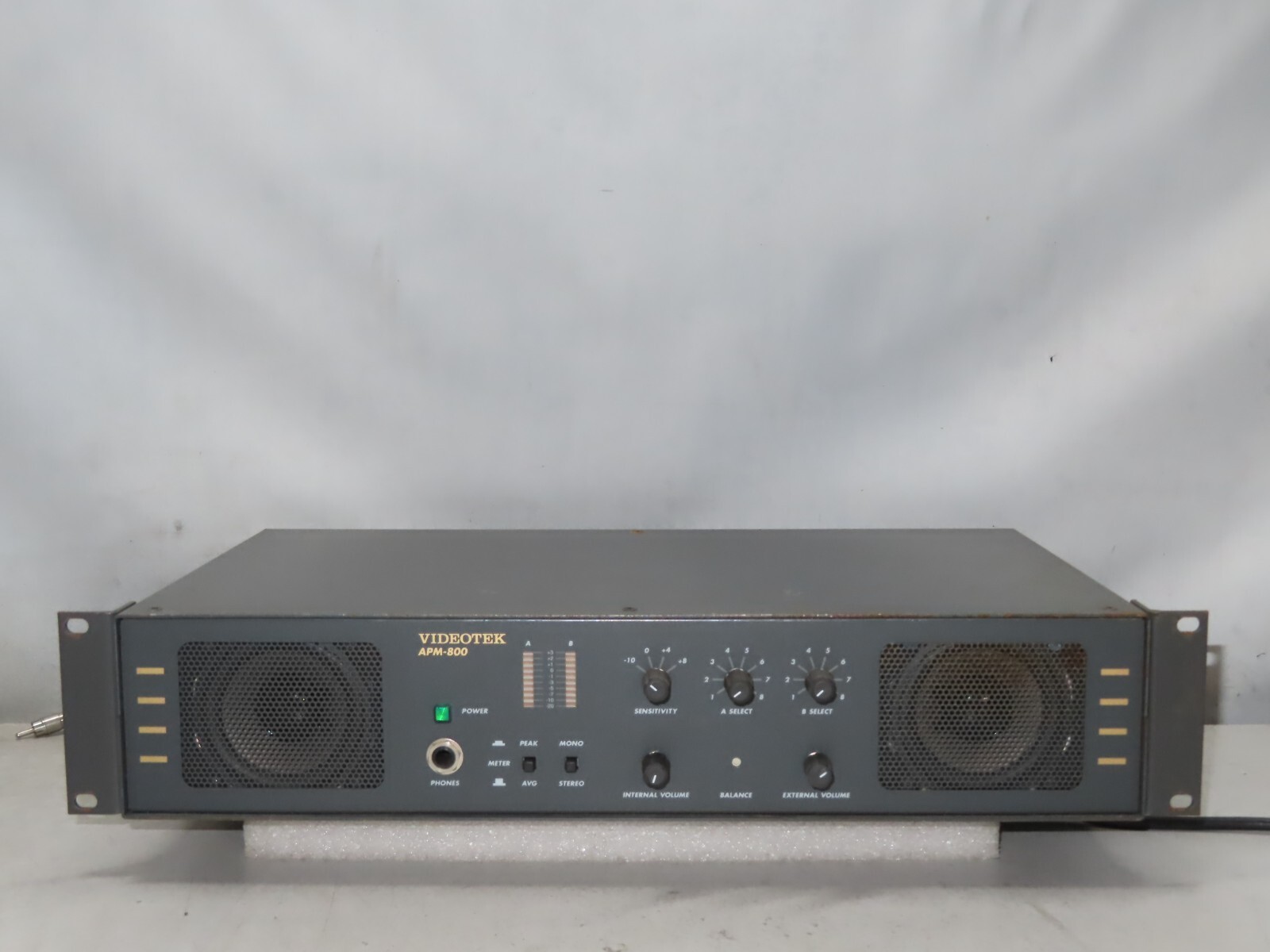 Videotek Apm-800 8-channel Stereo Audio Program Monitor
