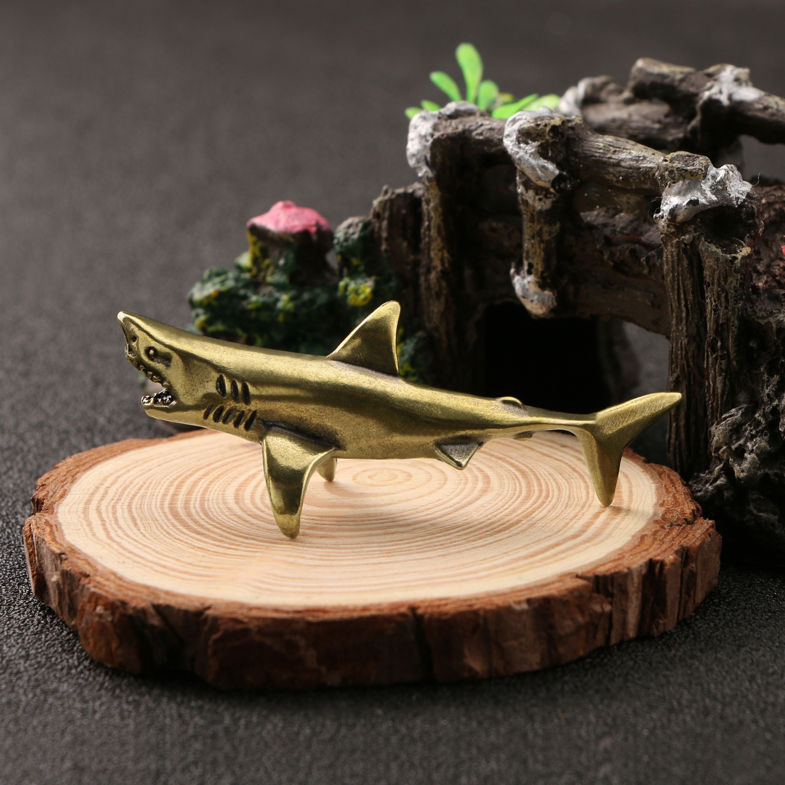 Solid Brass Shark Statue Ornament Home Decor Statue Animal Collectibles*