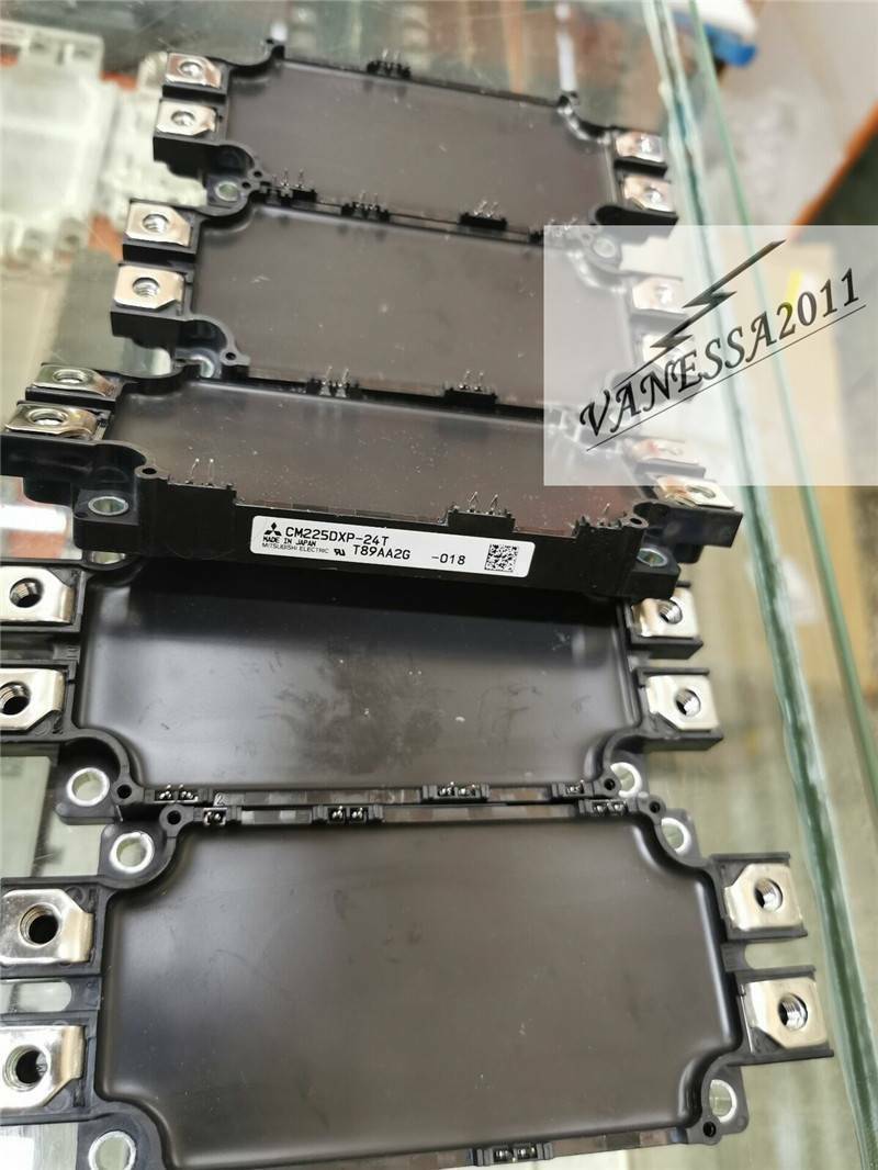 New 1PCS CM225DXP-24T MITSUBISHI Module