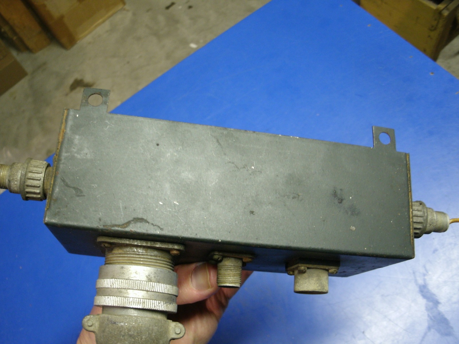 US AIRCRAFT GUN SIGHT - GUN CAMERA SWITCH W.W.II
