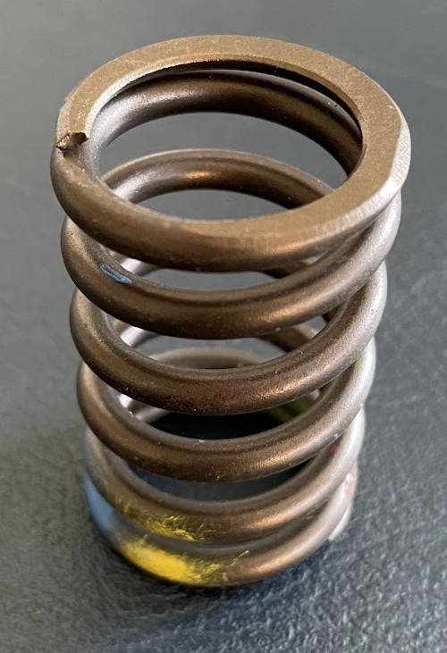 Mercedes-Benz Engine Valve Spring (x10) - 104-053-05-20 -For 300CE, SL320 & More