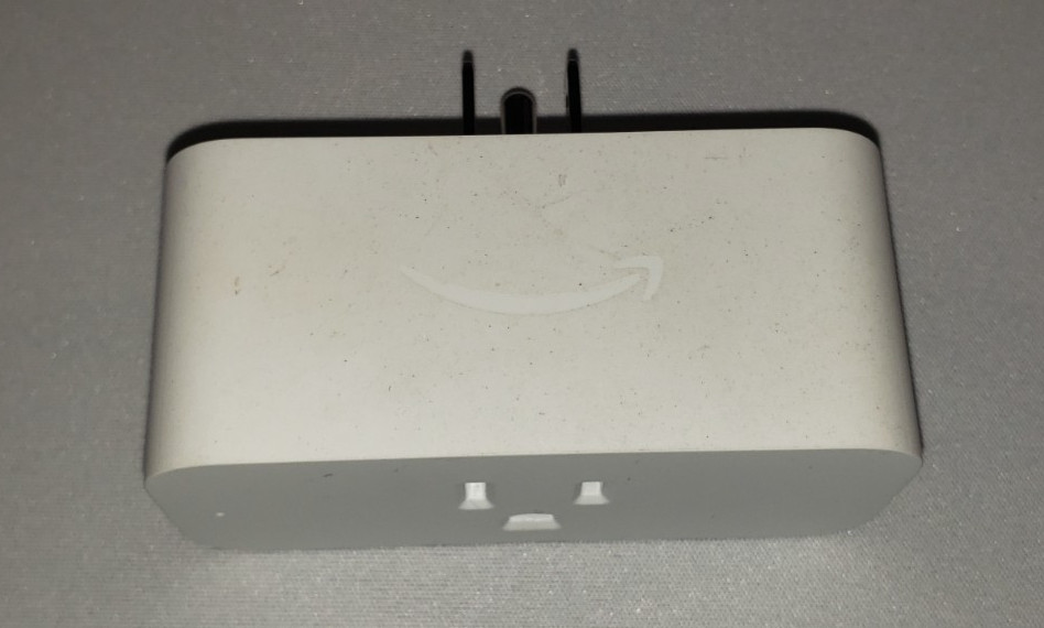 Amazon Smart Plug Works w/ Alexa C2YY37 White Used TESTED WORKING