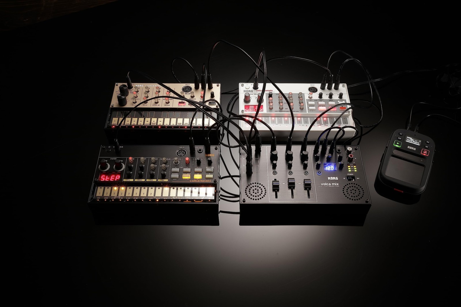 Korg Volca Mix 4-Channel Analog Performance Mixer with Master Chain