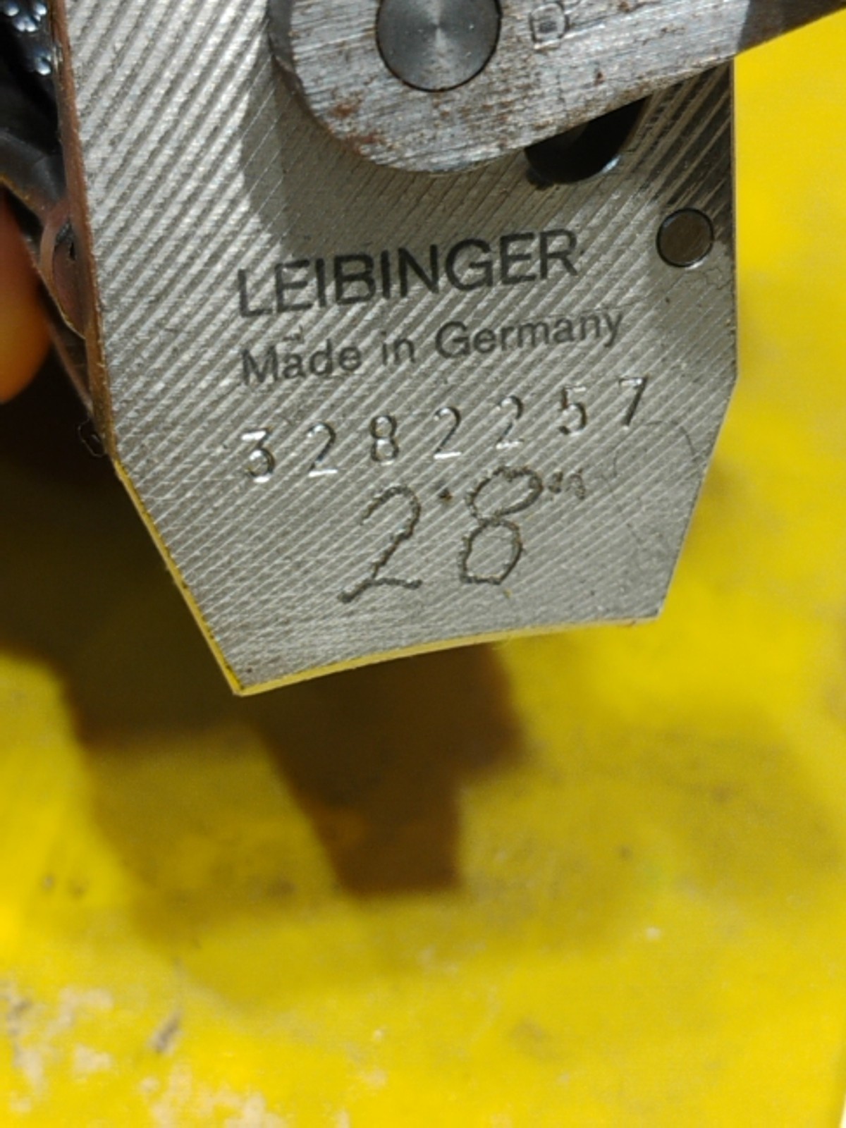 Leibinger 28" Straight numbering machine
