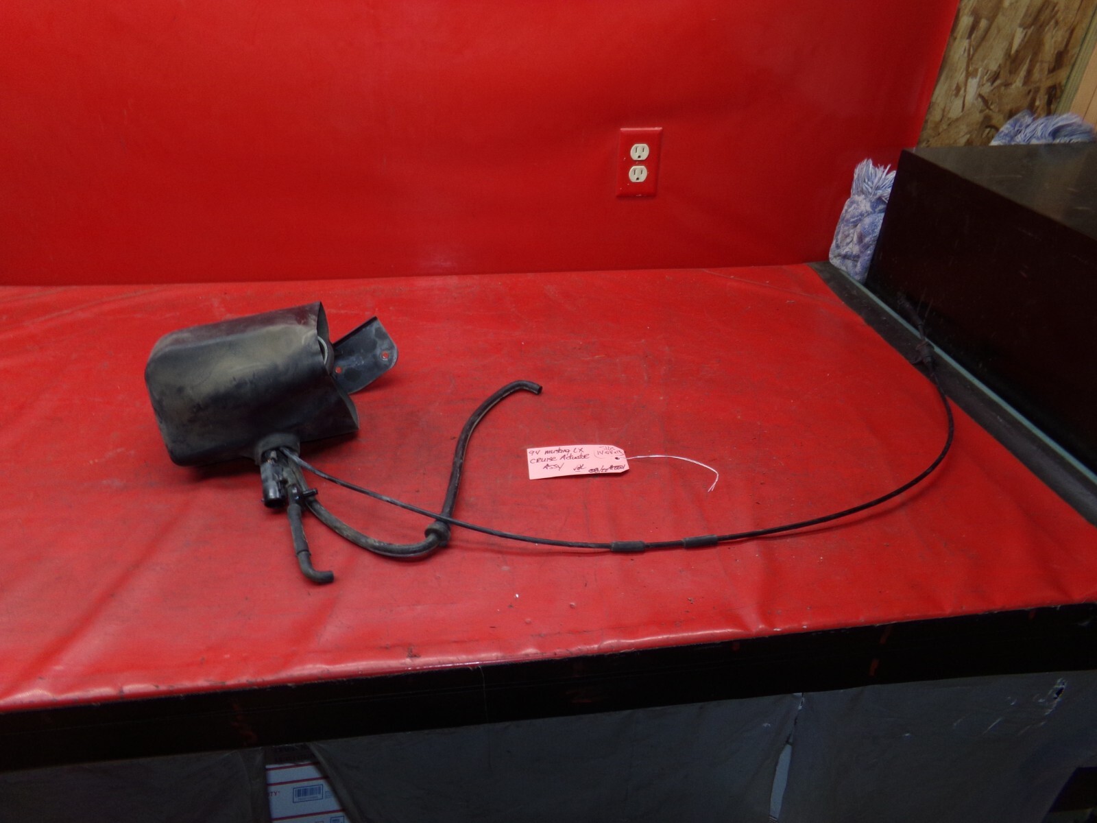 94 95 FORD MUSTANG LX 3.8 CRUISE CONTROL SPEED REGULATOR ACTUATOR ASSY OEM LOOK