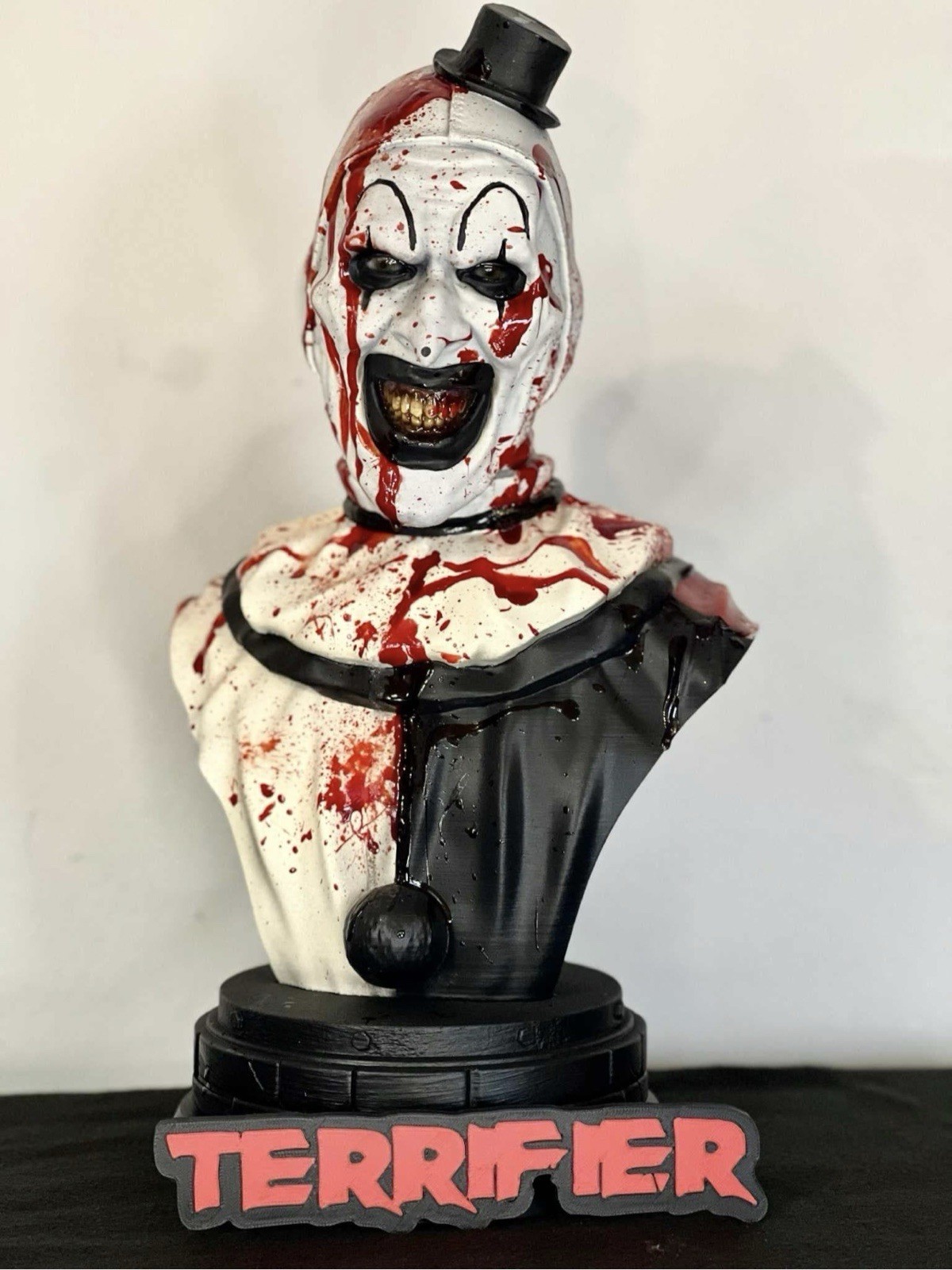 Bloody Terrifier Art The Clown Horror Bust Statue prop figure