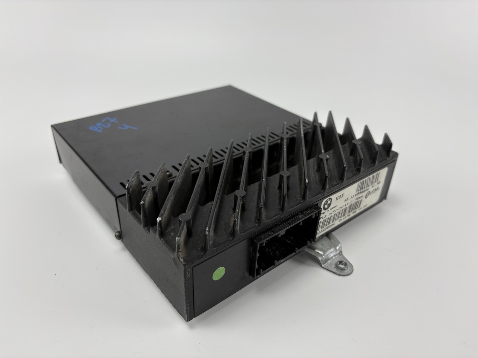 2004-2007 BMW X3 E83 Amp Amplifier 65126990098 OEM