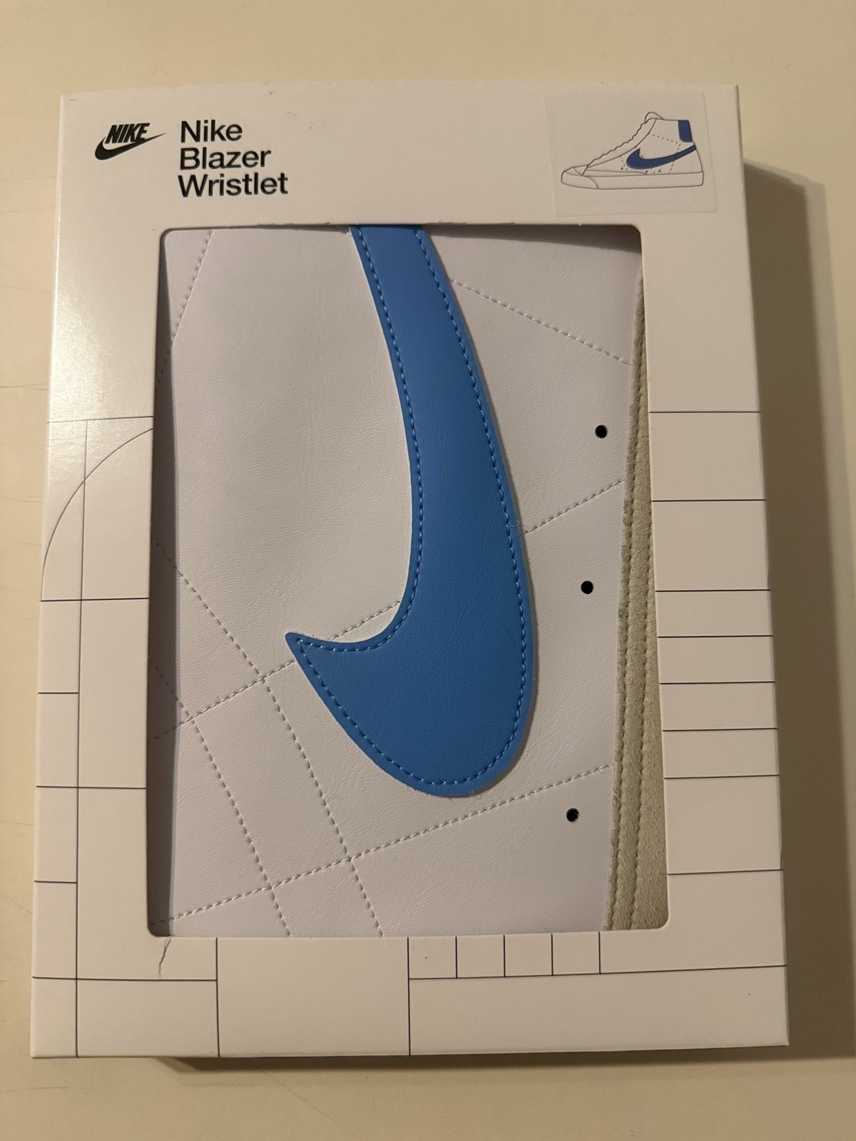 NWT Nike Blazer Large Wristlet Bag Clutch white/carolina 7" x 5.5" Unisex A25