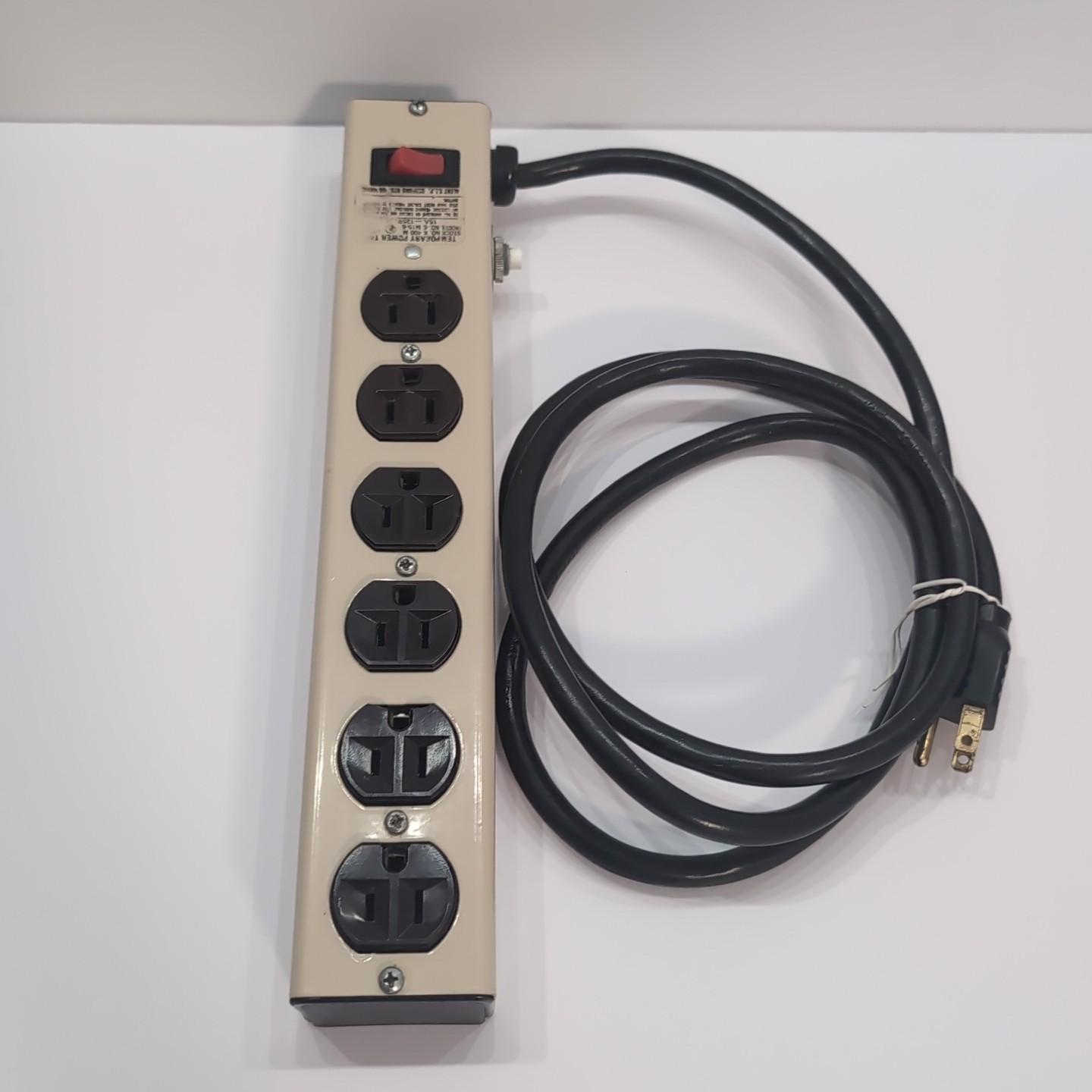 Vintage Metal Power Strip Heavy Duty Alert SLP Temp Power Tap 6-Outlet 6M15-6