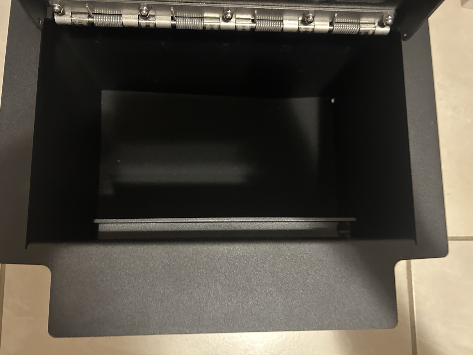 Locker Down Console Safe Model LD2040. 2014-2018 Chevy Silverado