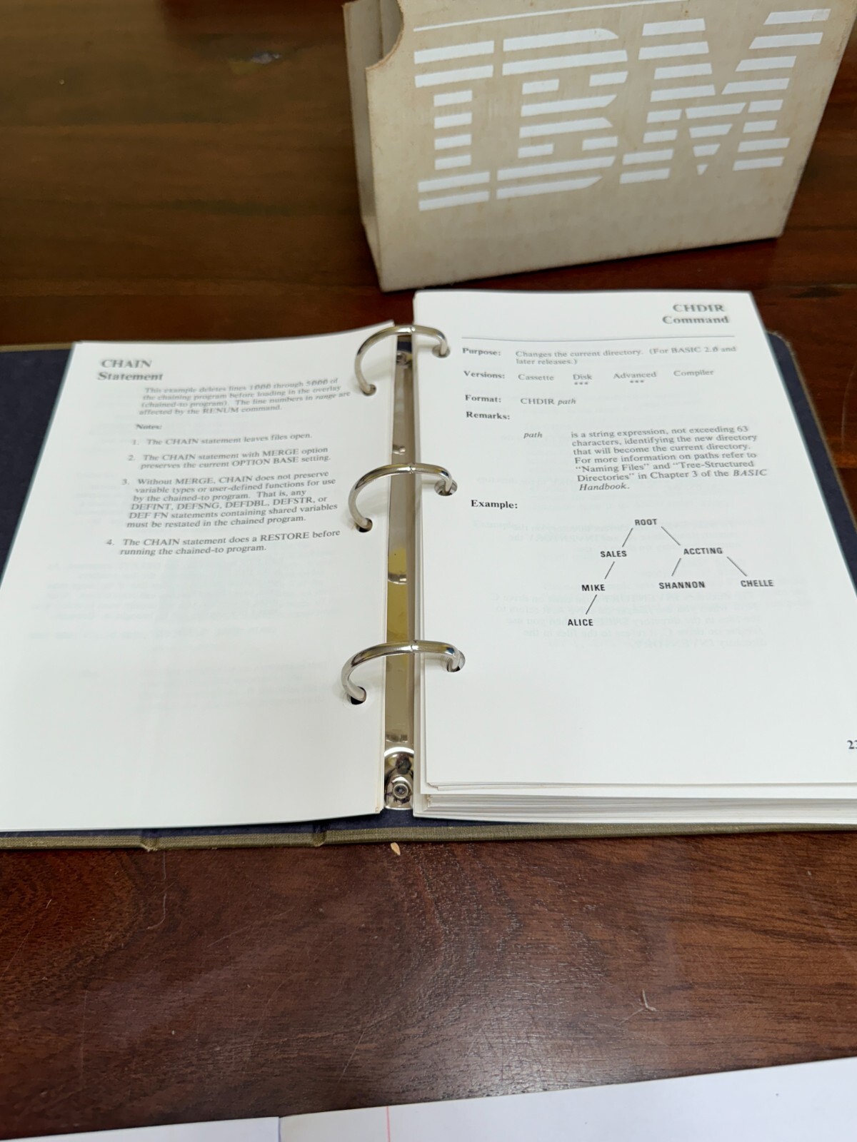 IBM BASIC REFERENCE BOOK/BINDER 1984 3RD EDITION - COMPUTER / PC / LAPTOP