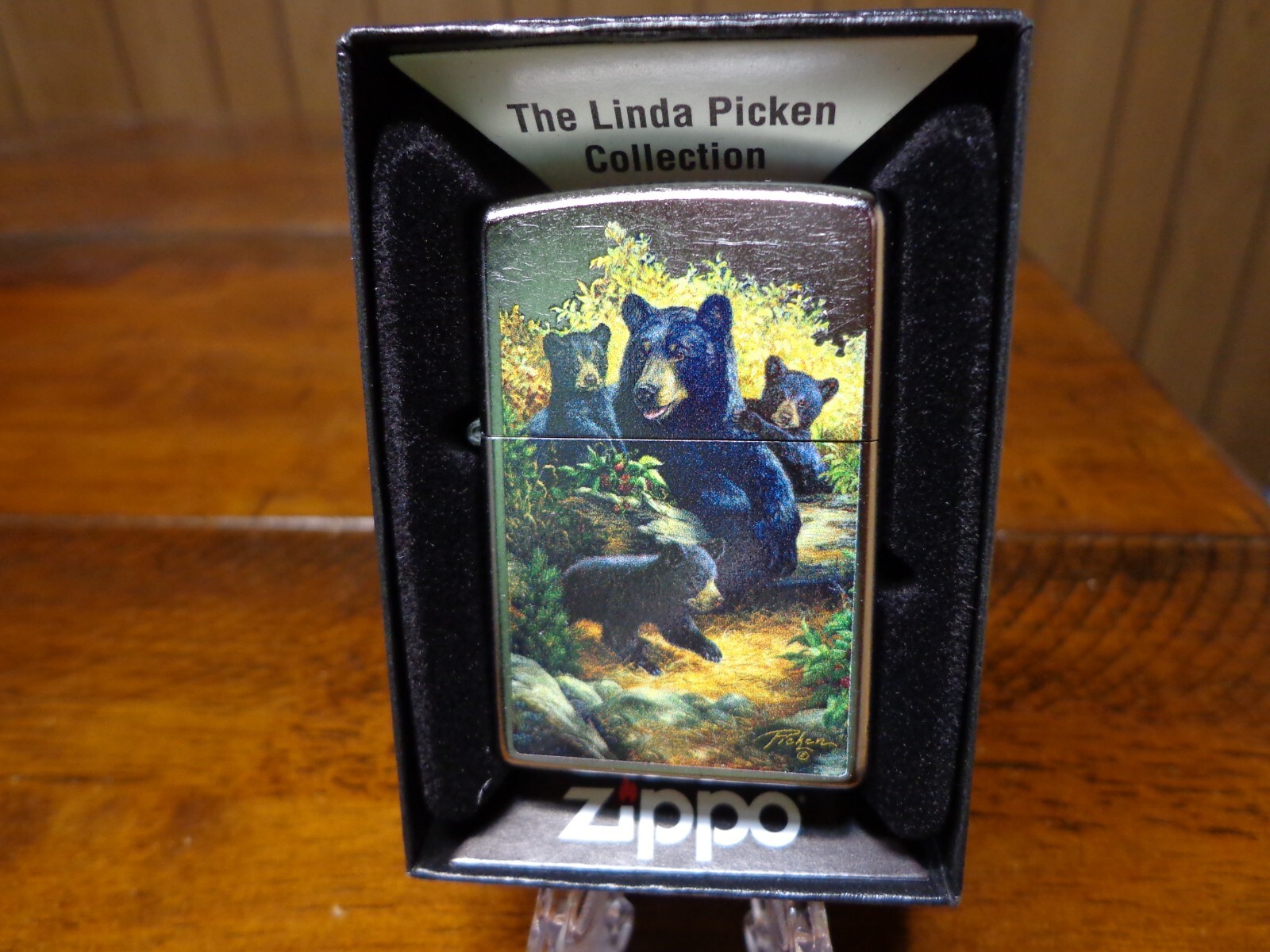 LINDA PICKEN BLACK BEAR AND CUBS ZIPPO LIGHTER MINT IN BOX
