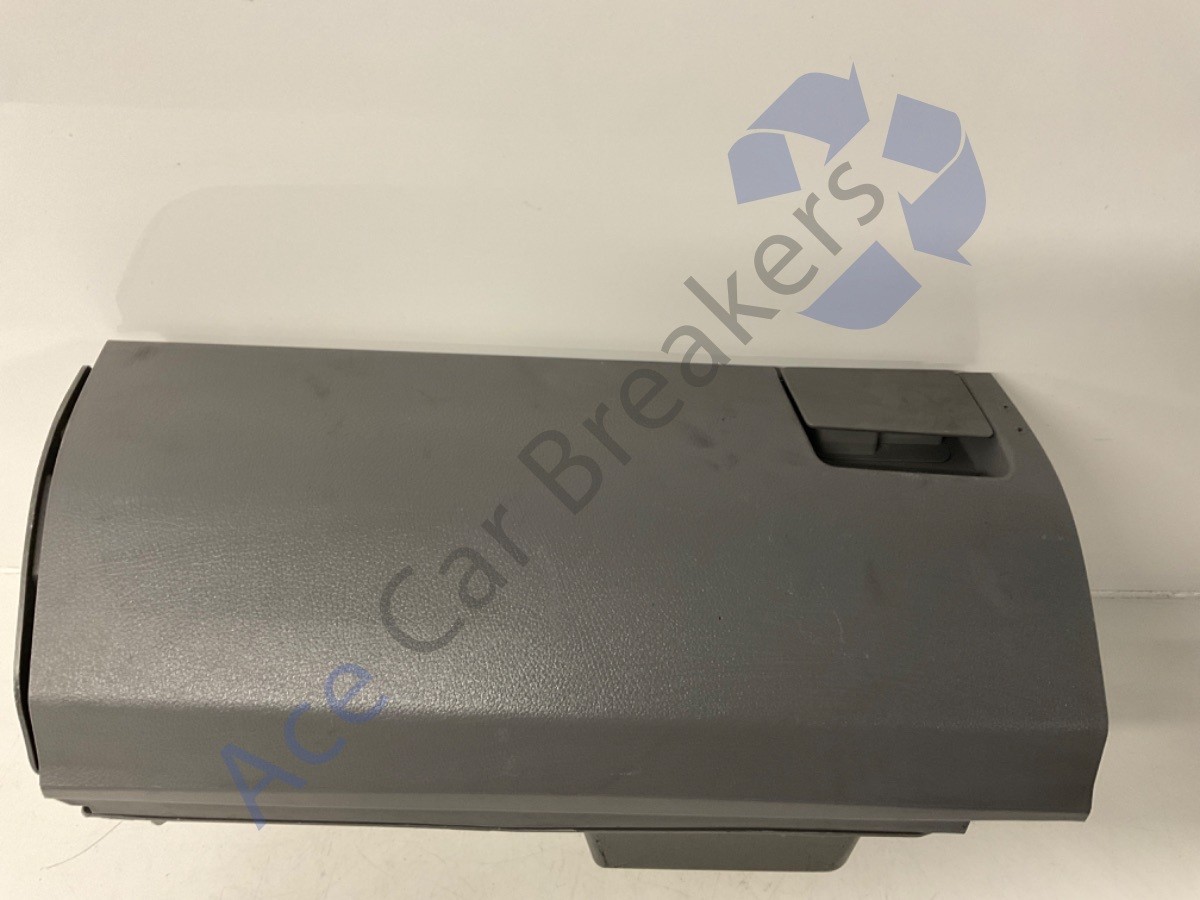 Volkswagen Crafter CR35 06-11 Pre-Facelift Glovebox