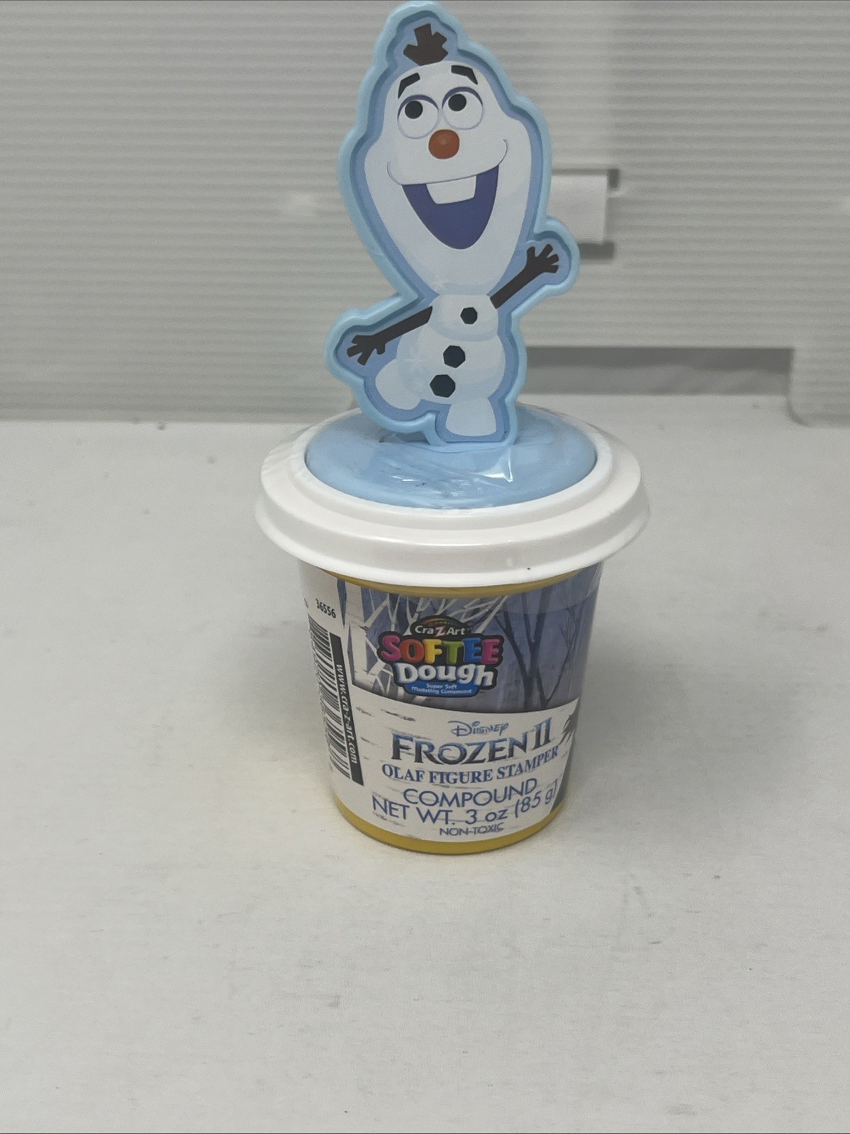 Cra Z Art Softee Dough. Disney Frozen ( OLAF ) 3 Oz. NEW.