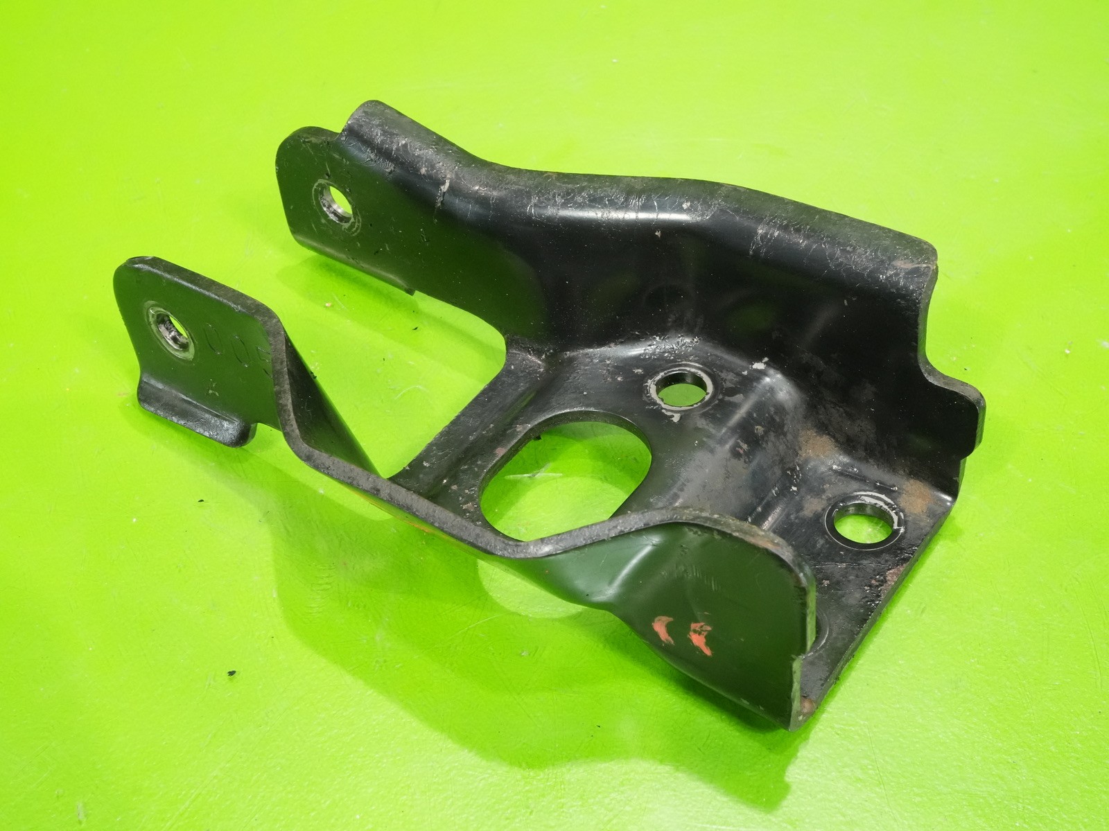95-99 Eclipse GST GSX OEM 4G63 rear back engine mount bracket AT auto trans