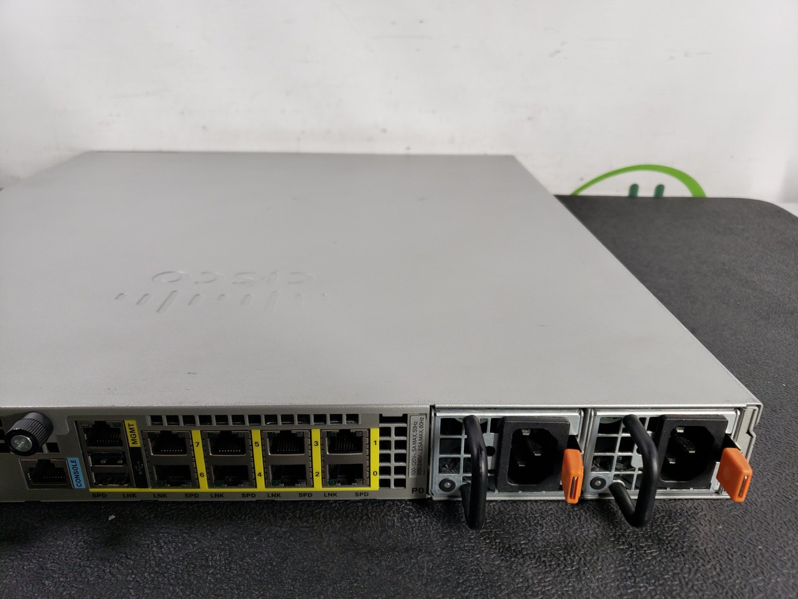 Cisco ASA5555-X Adaptive Security Appliance