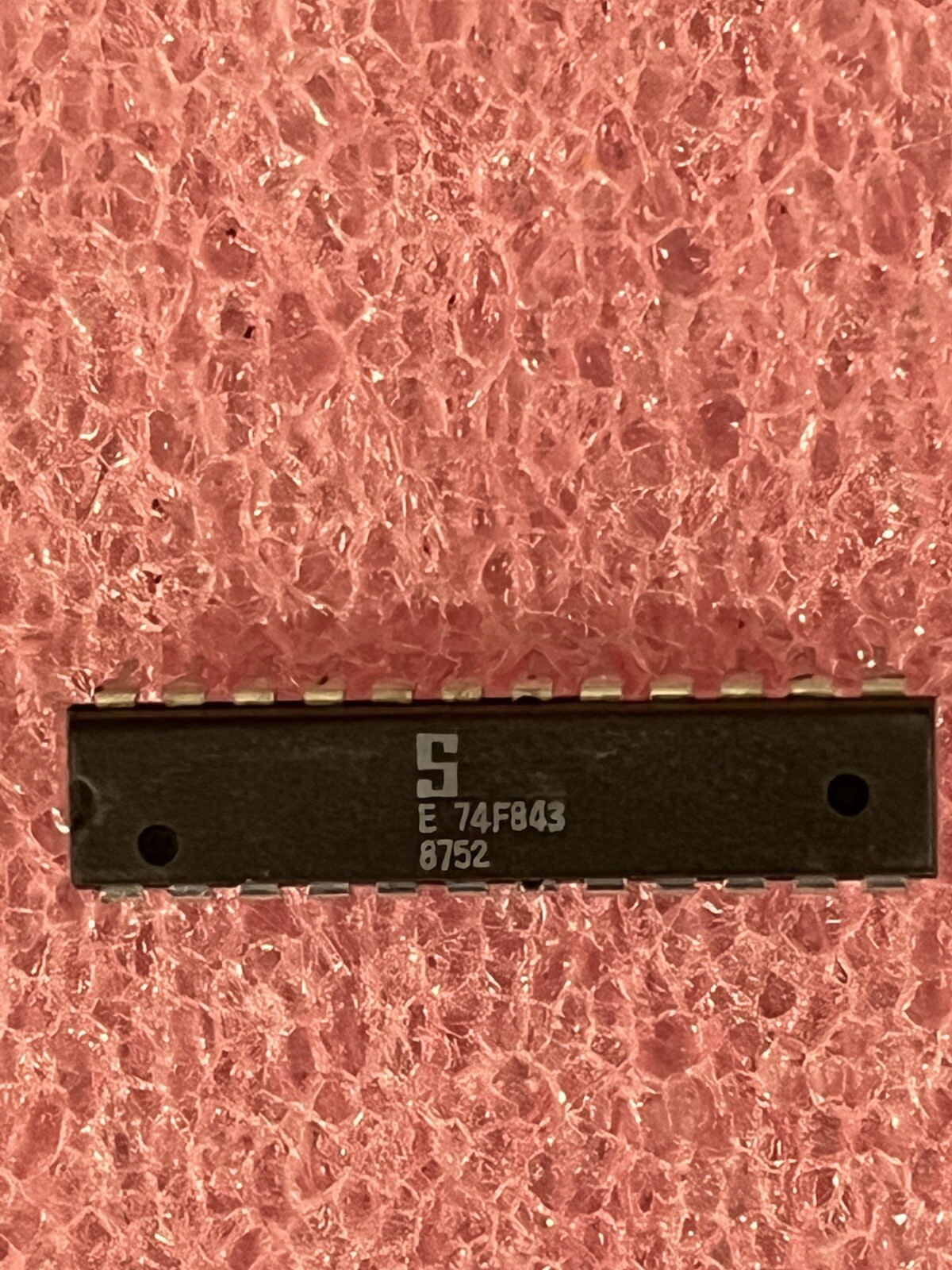 74F843N IC 9 BIT TRANSPARENT LATCH 3 ST OUTPUT 24 PIN DIP SIGNETICS (LOT OF 1)