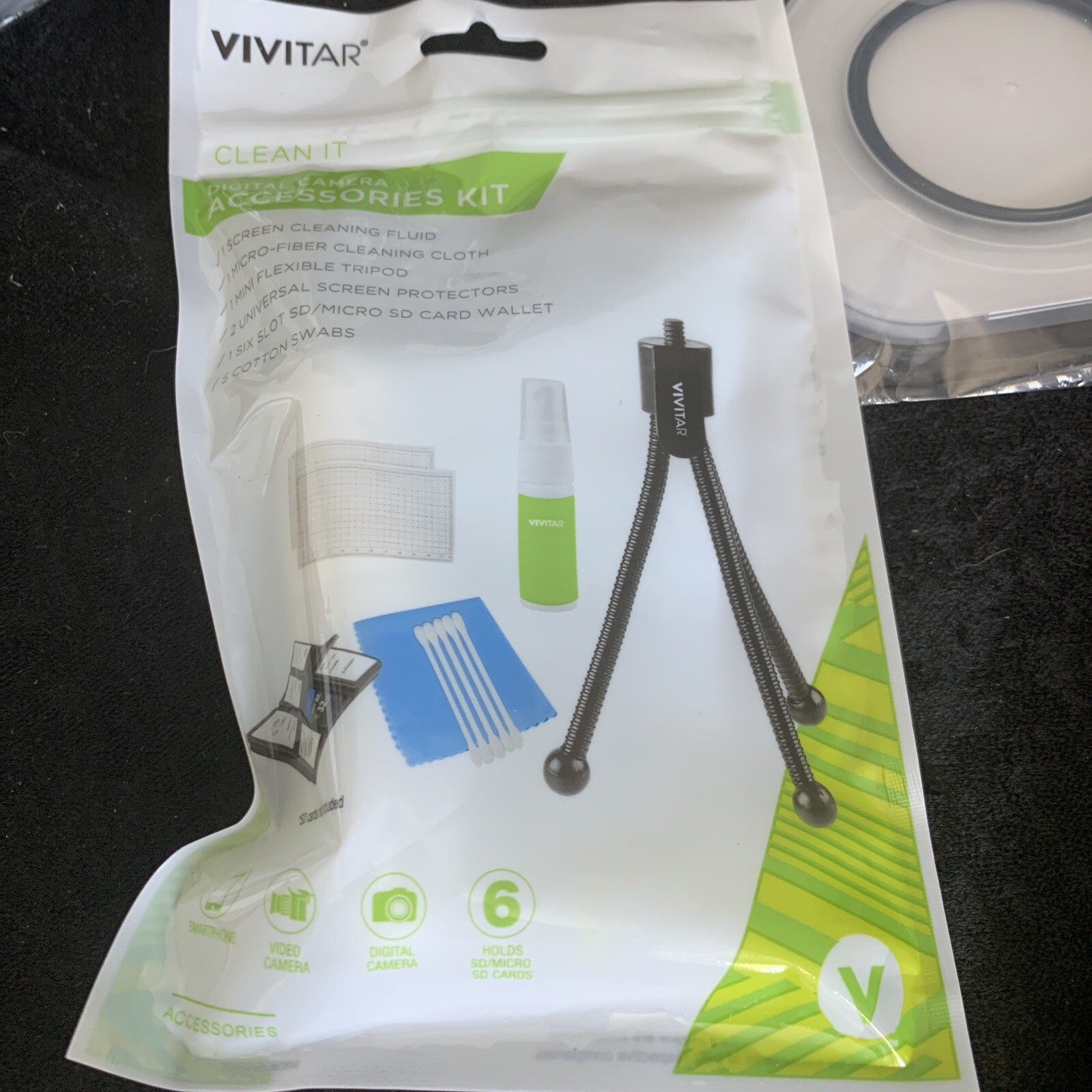 Camera Accessory Bundle Vivitar, Digital slave, and Voltix