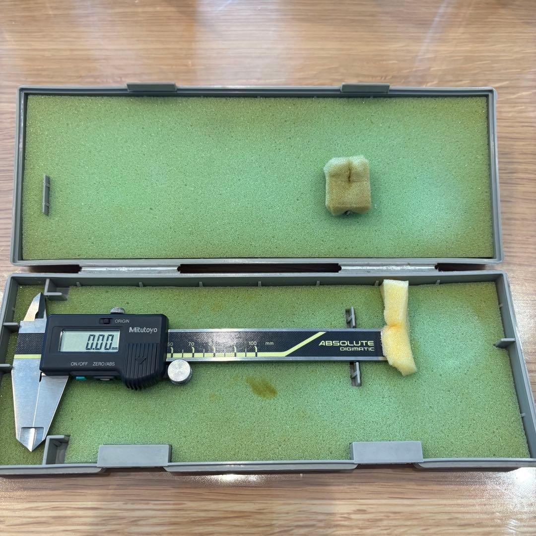 Mitutoyo CD-10C 500-150 Digital Caliper w/ Case - Made in Japan - 3.9 inch