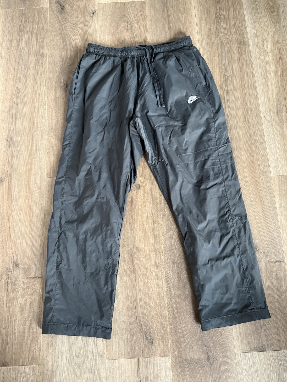 Nike Dark Grey Loose Waterproof Shimmer Track Pants Swoosh Jogger Size XLarge XL