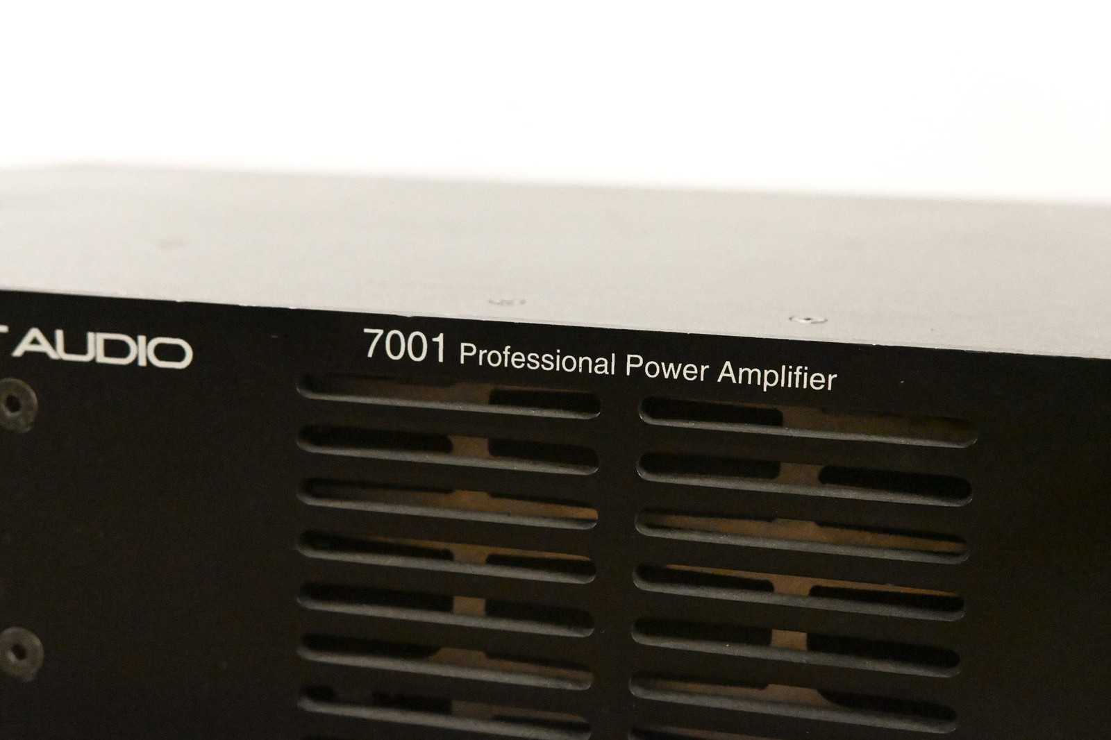 Crest Audio 7001 2-Channel Power Amplifier CG011TA