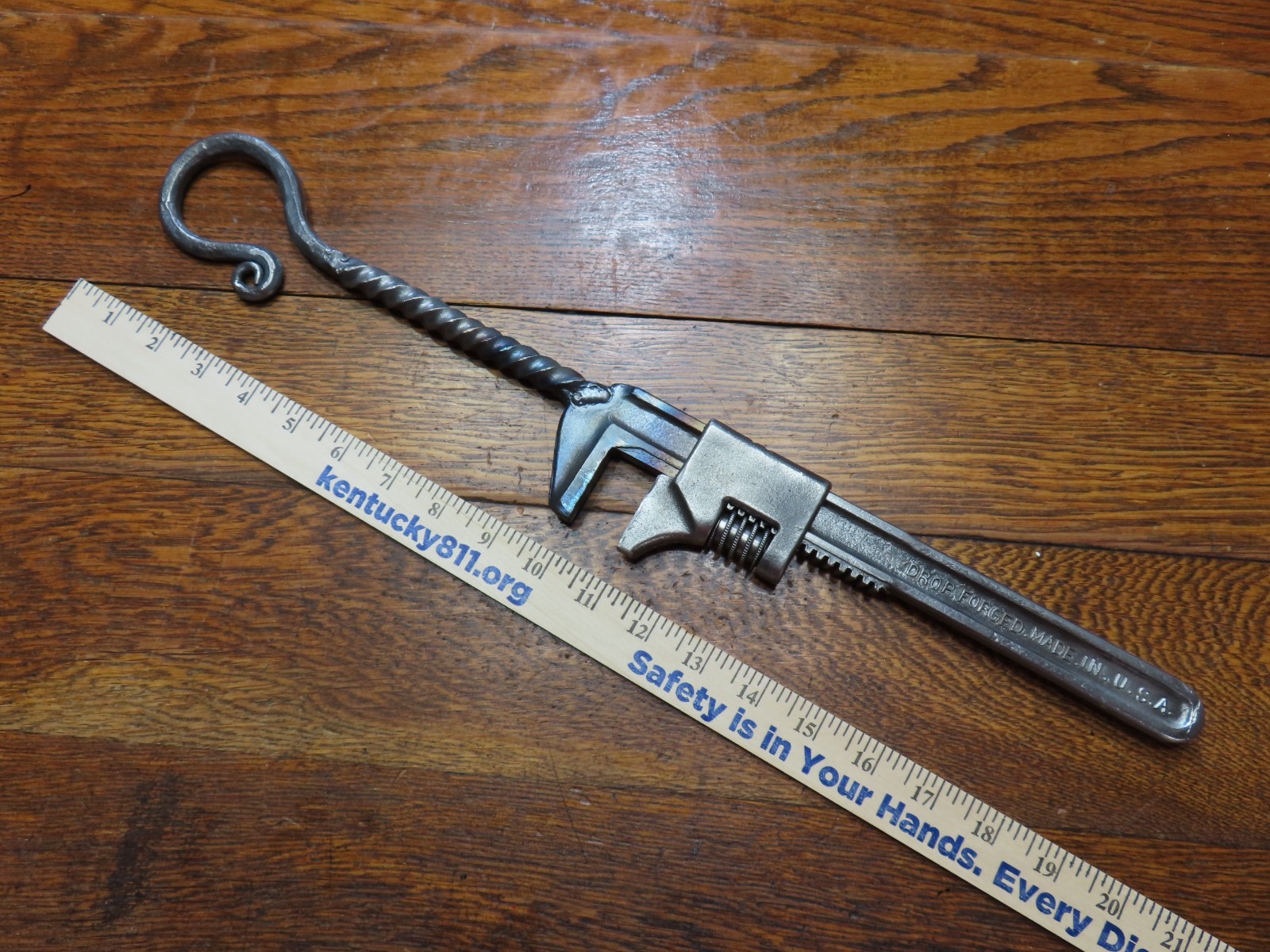 Twisting Wrench** LARGE** 20" Blacksmith twisting wrench
