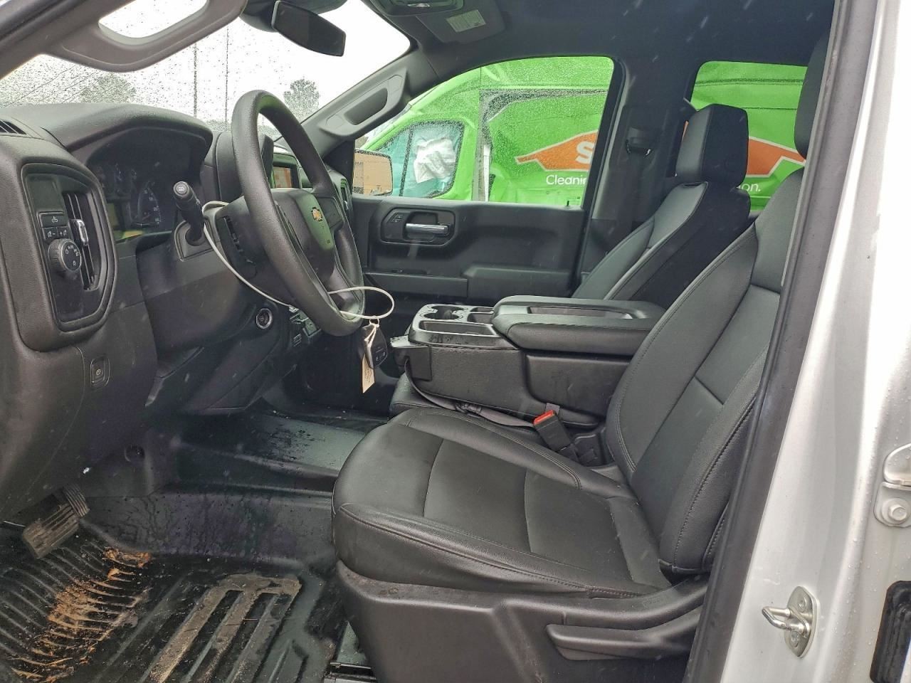 SILVRDO15 2023 Glove Box 4988980