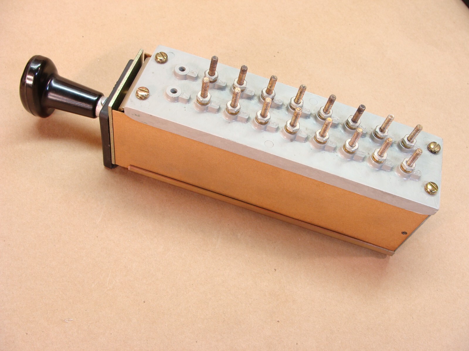NEW ELECTROSWITCH rotary switch 16 pin type W 660A557G01