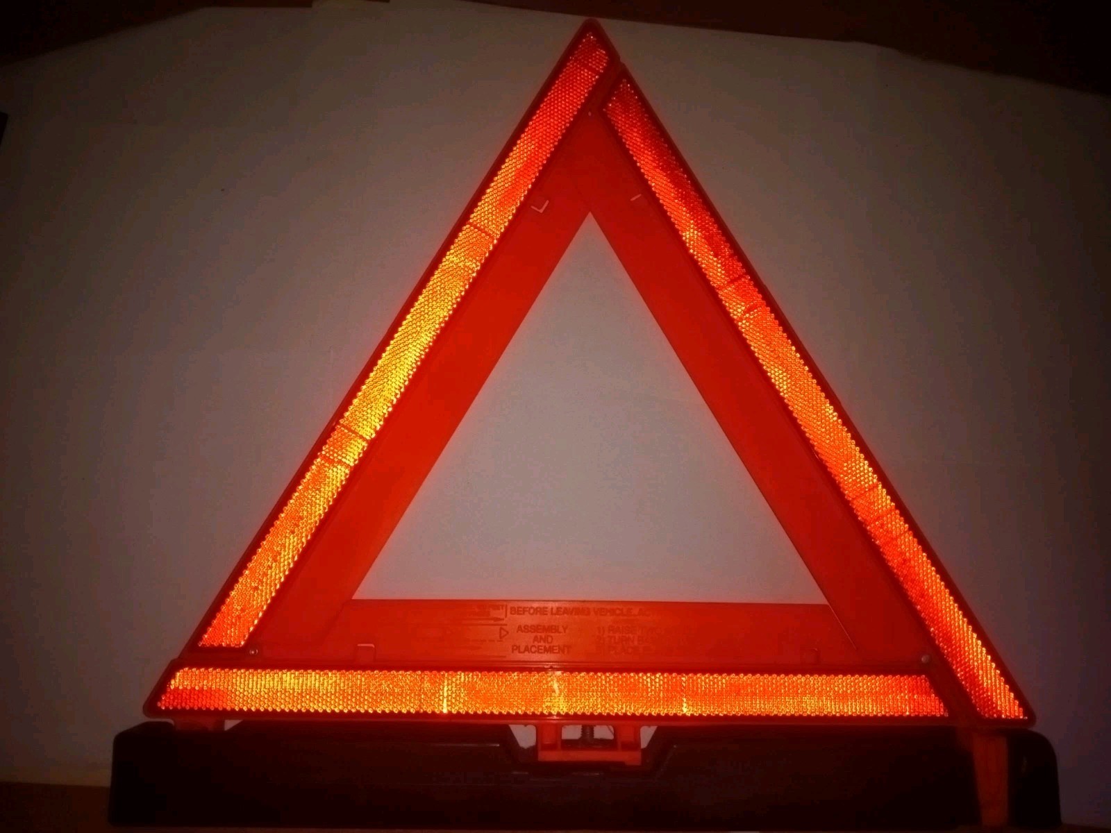Fleetrite Trikit Heavy-duty Roadside Warning Triangle Flare Kit With Box