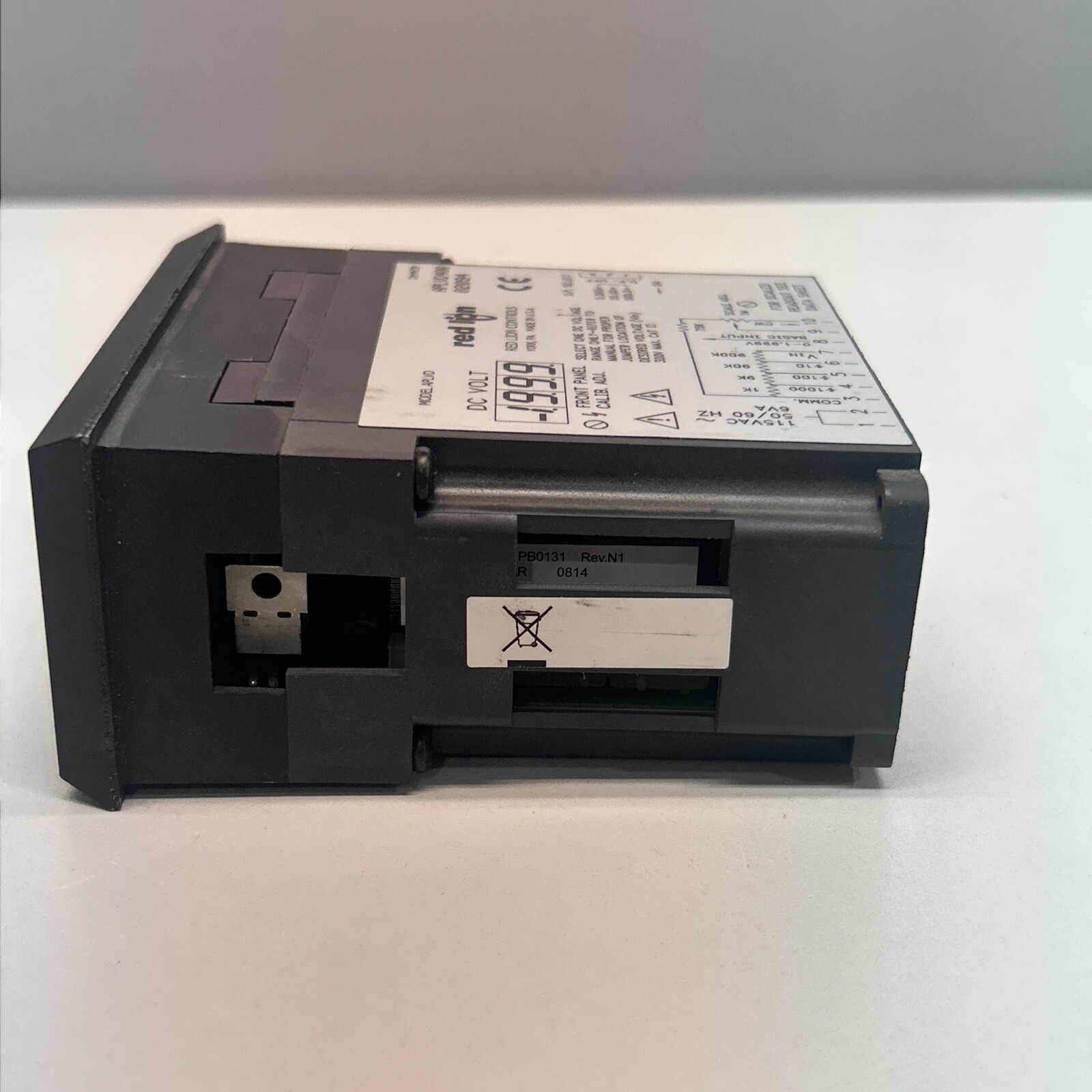 Red Lion APLVD400 DISPLAY DIGITAL PANEL METER