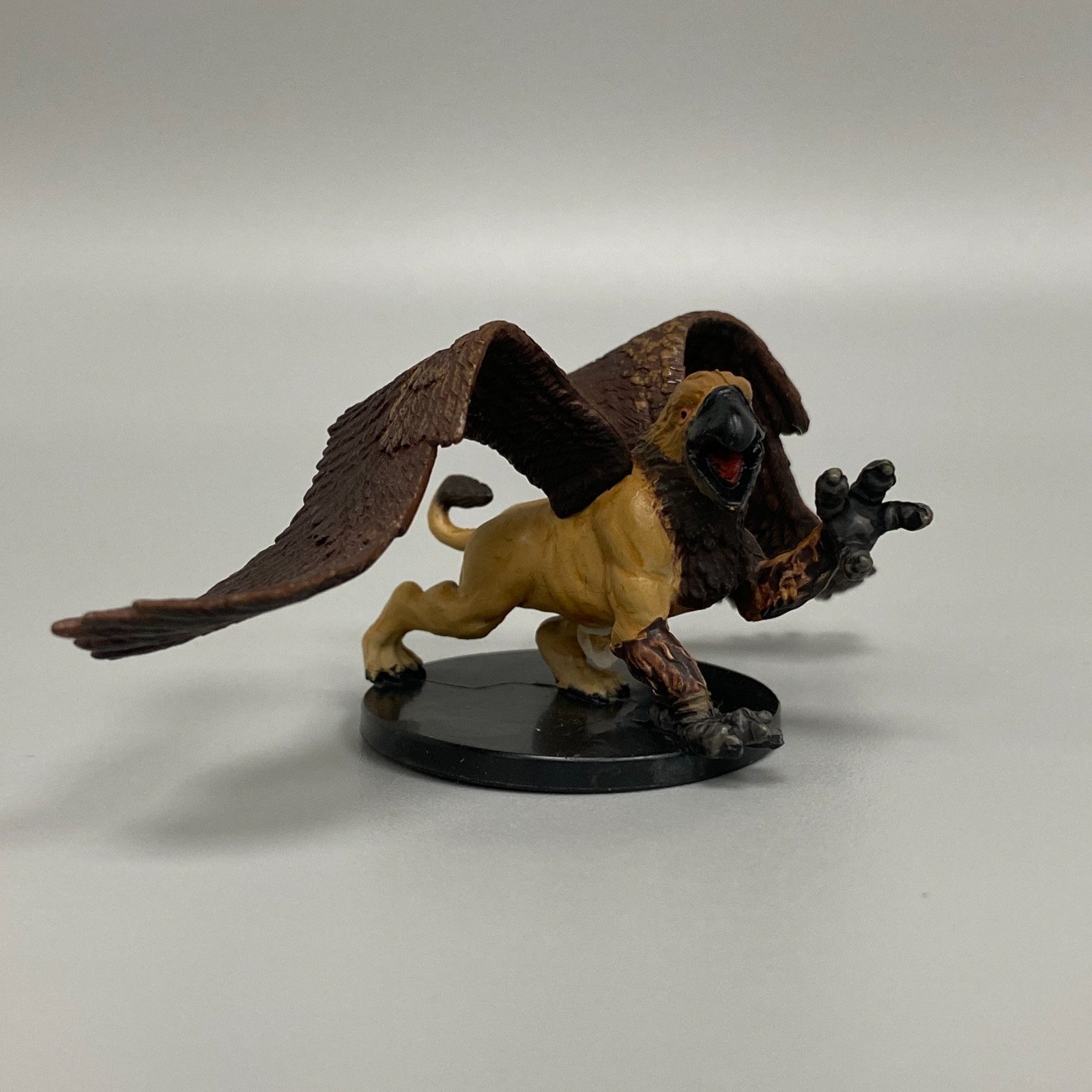 GRIFFON 20/60 CG28 DUNGEONS & DRAGONS D&D WAR DRUMS MINIATURE DDM MONSTER