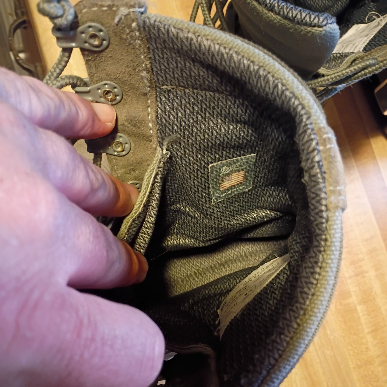 Danner Rivot TFX 8 sage Men's Size 7.5 Boots GTX