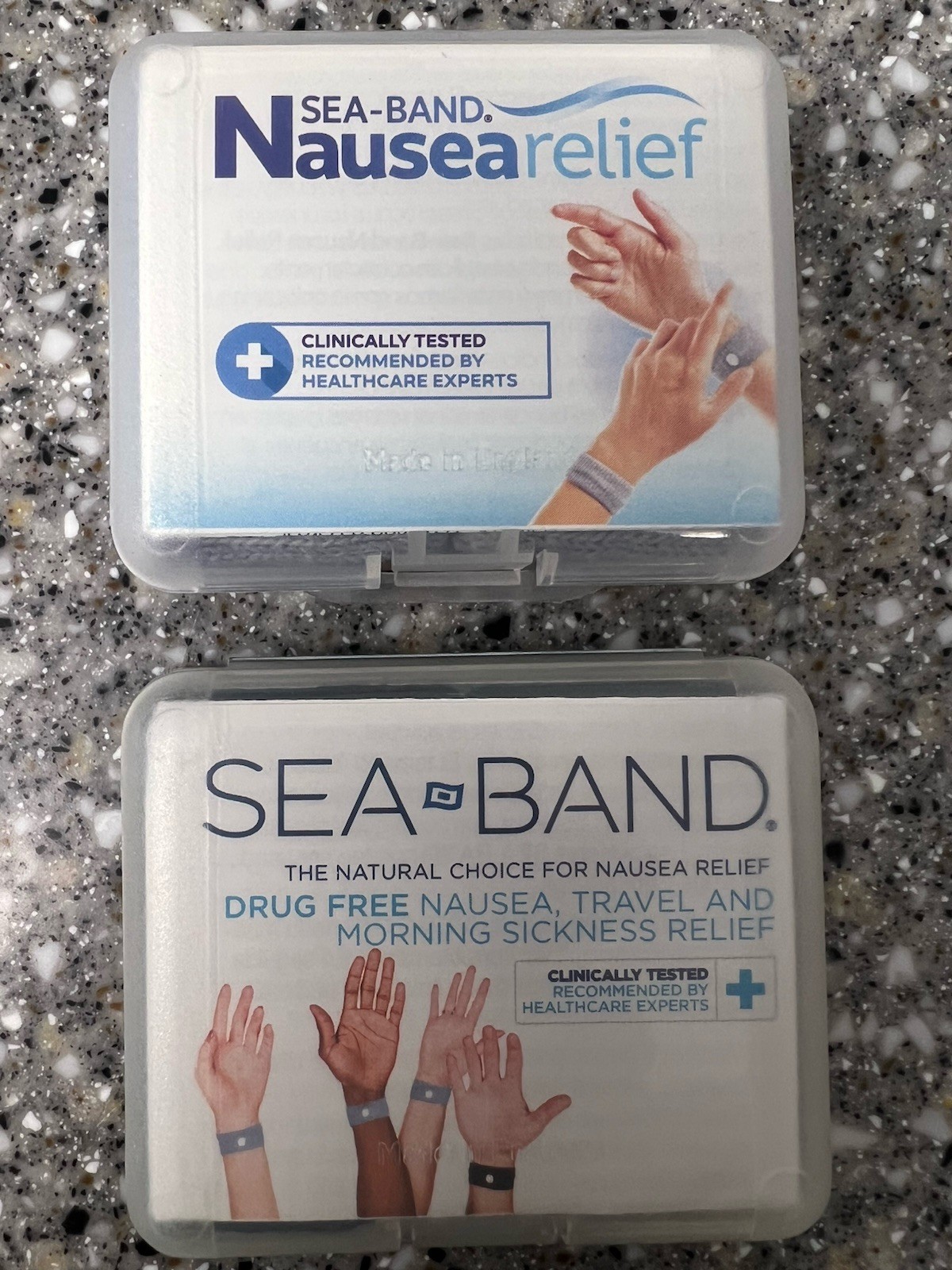 NEW! 2 Pairs Sea-Band Wrist Acupressure Nausea Bands in BLACK & GRAY & FREE SHIP